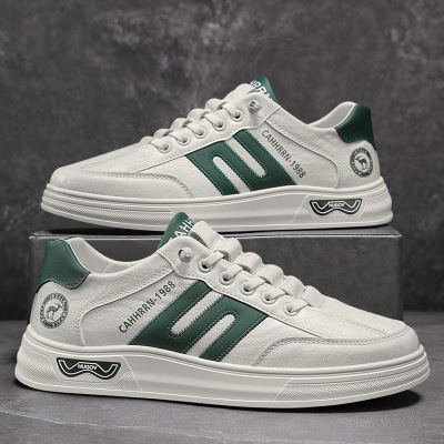 2026夏季新款一脚蹬运动轻便百搭小白鞋男士休闲平底皮面街头潮鞋