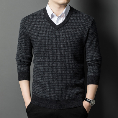 100%绵羊毛衫小方格花纹保暖提花加厚针织衫鸡心V领中年纯羊毛衫