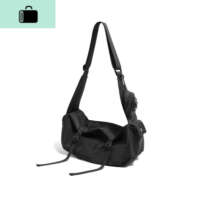 单肩包男大容量运动健身包男士休闲斜挎包潮牌运动包女insNEW LAKE 黑色男士斜挎包