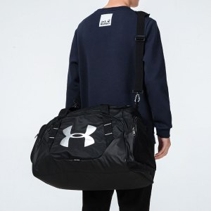 安德玛UA男女包新款斜挎包装备包训练健身运动旅行包行李包1300213-042 ZP