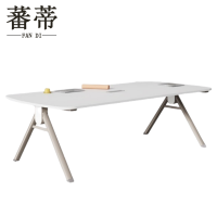 蕃蒂 办公桌2米张