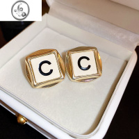 JiMi银针不规则几何字母耳环小众ins风设计耳钉时尚高级感气质耳饰女