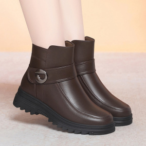 秋冬加绒女士短靴平底软底妈妈棉鞋1