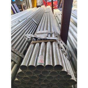 镀锌钢管 DN40*2.75mm 单位:根