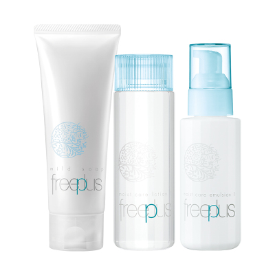 芙丽芳丝(freeplus)水乳洁面面霜护肤礼盒保湿修护组合套装保湿滋润水乳2号+洗面奶组合套装三件套
