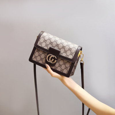 奇诺佰小众包包港风2020夏天新款百搭ins网红斜挎单肩小方包潮百搭时尚灰色