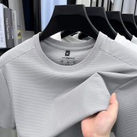 春夏新款男士简约圆领青年日式休闲纯色透气薄款舒适短袖T恤