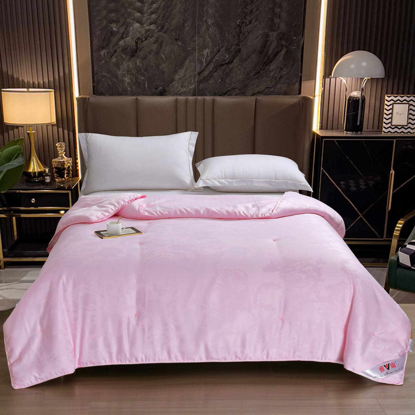 雅鹿 蚕丝蛋白被