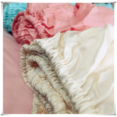 期盼已久的夏季单品清凉滑爽的马卡龙色60天丝床笠枕套