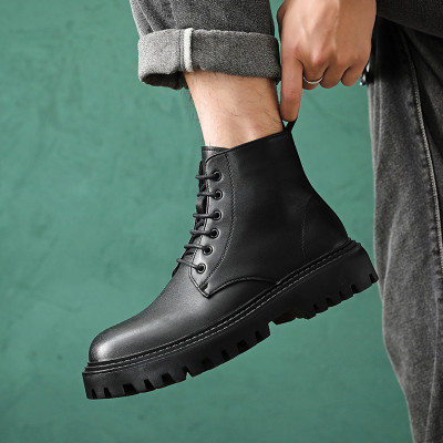 Ideamini冬季靴子男六孔马丁靴2020年新款百搭男工作潮靴韩版中高帮工装靴靴子