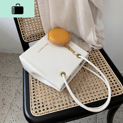 高级感洋气包包女2020新款潮网红大包包单肩包百搭大容量托特包NEW LAKE女士单肩包