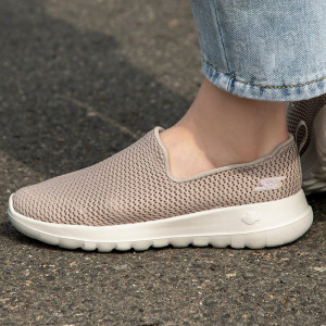 Skechers/斯凯奇女鞋新款一脚穿健步鞋透气轻便运动休闲鞋15600-BKW ZP