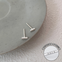 纯银锆石一字耳钉小巧精致气质耳环简约迷你耳骨钉养耳洞女款送女朋友老婆情人节七夕生日礼物
