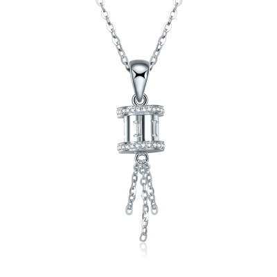 周六福白18K金流苏钻石吊坠WP