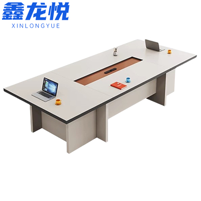 鑫龙悦会议桌2.2米张