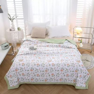 菲品欧造 空调被 F06002 墨塞维纳(银杏叶) 100%聚酯纤维 1.5*2m 花色