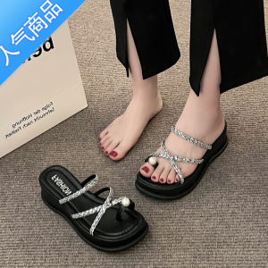 SUNTEK珍珠水钻凉鞋拖鞋女夏外穿夹脚胖宽套趾法式罗马沙滩厚底坡跟凉拖