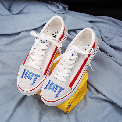 ins超火的鞋子女韩风欧美范低帮女百搭基础小白鞋刺绣系带帆布鞋