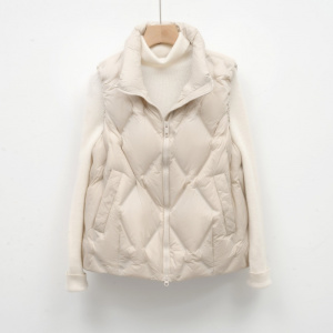 寒冬思羽女式90绒轻薄羽绒马甲女背心女装条纹羽绒服加大码