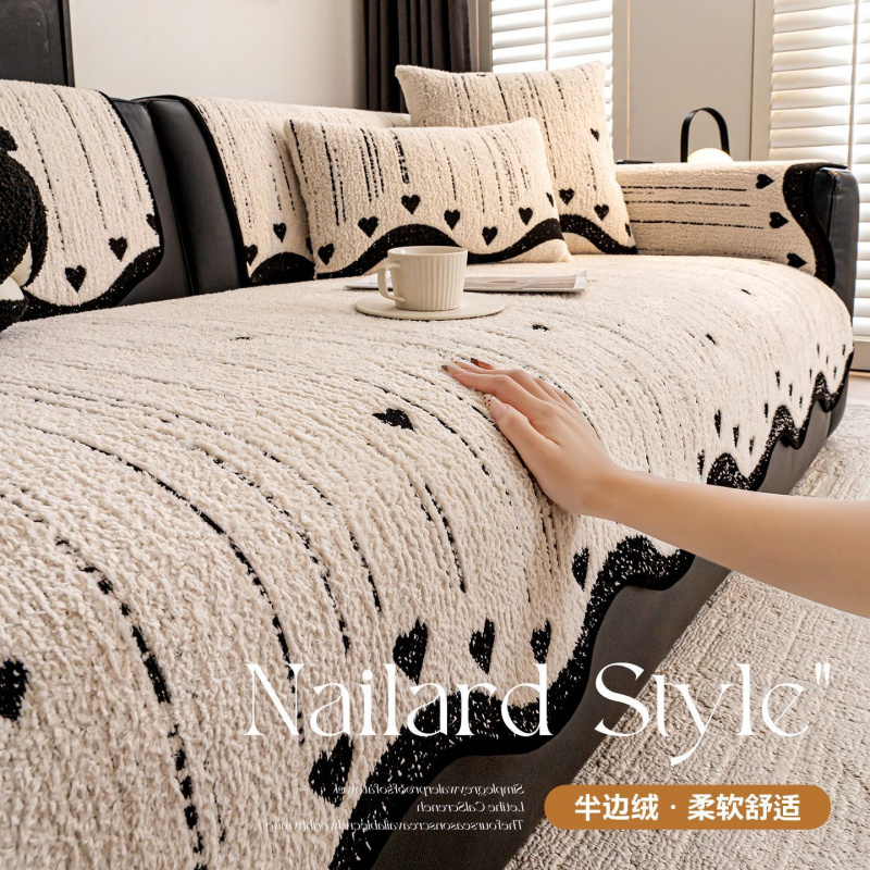 轻奢高级感皮沙发垫新款冬季毛绒坐垫一片式直排防滑加厚盖布