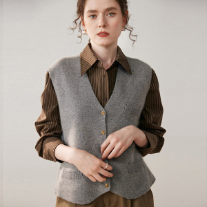 气质V领针织马甲女宽松轻奢时尚山羊绒开衫坎肩秋冬加厚保暖外搭