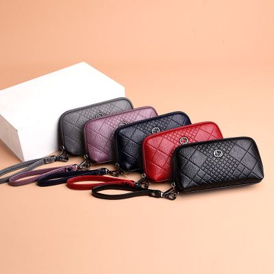 中年女士手拿包2020新款软皮妈妈零钱包买菜手拎包手机包老年手包