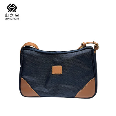 山之只 收纳包 单肩斜跨包 33*10*20cm 个