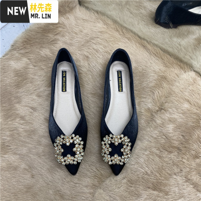 林先森bingbing闪闪水钻女单鞋2021春秋新款尖头方扣水钻平底工作鞋女鞋休闲鞋