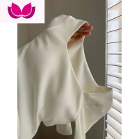 七斓设计感小众正肩方领长袖T恤女冬内搭短款打底衫修身显瘦上衣