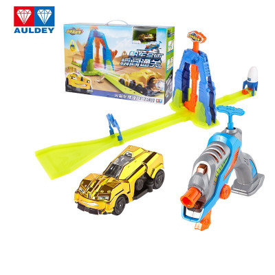 奥迪双钻爆冲火箭车电镀版豪驱+飞擎枪车合体瞬间通关摆锤赛道套装222033