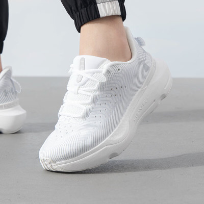 安德玛(Under Armour)男鞋新款运动缓震轻便透气健身训练跑步鞋3027190-100 ZP