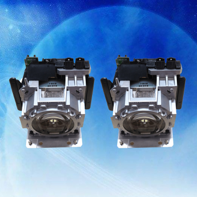 成越松下PANASONIC PT-DZ13K原封包原装带架一对投影机/仪灯泡