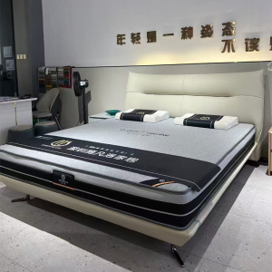 科朔真皮床现代简约皮床工厂展厅实拍轻奢风网红床L391