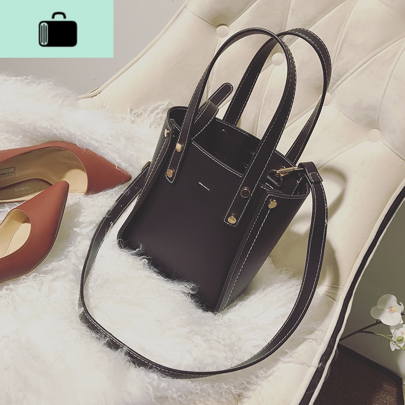 原宿风女士网红小包包女2019新款迷你韩版百搭森系水桶手提斜挎包NEW LAKE女士单肩包