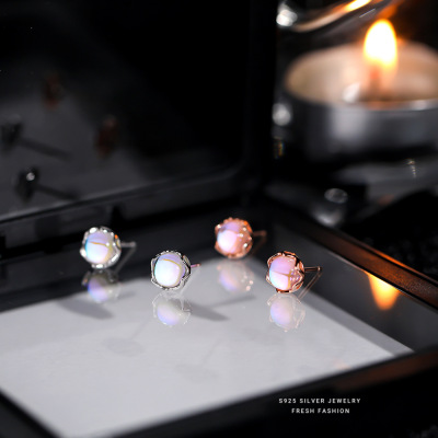S925纯银玫瑰金蛋面月光石耳钉迷你可爱气质圆形耳饰新款一件代发送女朋友老婆情人节七夕生日礼物