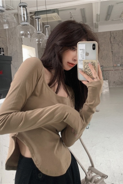U领设计感纯色长袖T恤女装显瘦初秋新款打底衫不规则内搭上衣