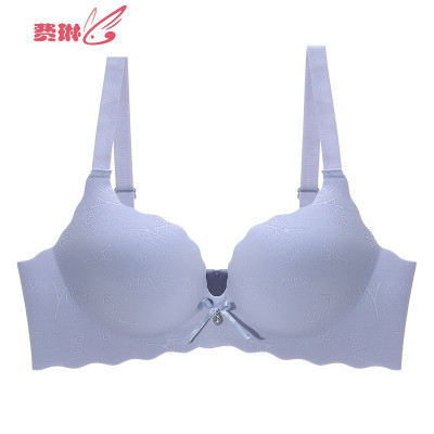 一片式无痕内衣女聚拢小胸无钢圈加厚款显大平胸文胸套装性感费琳