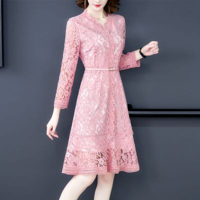 珂卡慕(KEKAMU)春秋收腰蕾丝连衣裙贵夫人阔太太2020春装新款连衣裙大码女装打底衫蕾丝收腰显瘦气质粉红色默认颜色S