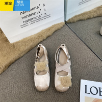 聚范复古花朵方头芭蕾舞鞋2024交叉扣带单鞋女晚风温柔内增高玛丽珍鞋