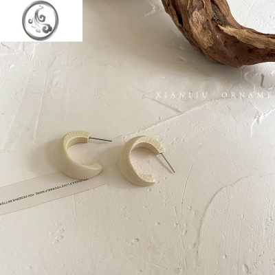 JiMi气质高级感圆形木头耳环2023新款复古小众设计感耳钉耳饰女款