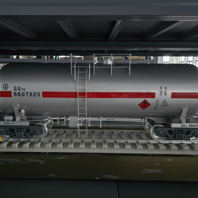 高铁时代GQ70型轻油罐车模型