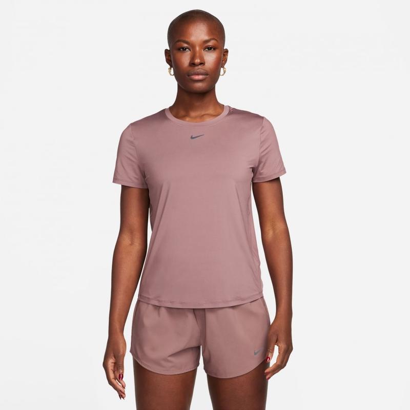 NIKE女士运动短袖T恤 新款简约时尚运动T恤春季新款透气舒适上衣T恤