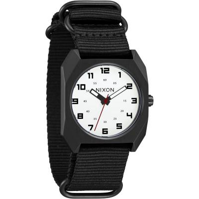 Nixon ScoutA1409男款10ATM防水耐用石英腕表