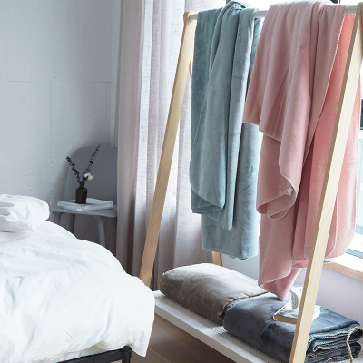 日式纯色毯子冬天沙发盖毯珊瑚绒保暖床单加厚法兰绒双人毛毯单人