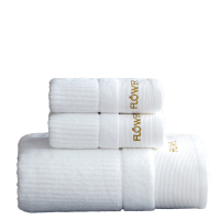 伊伊爱 瑞斯利恩浴巾