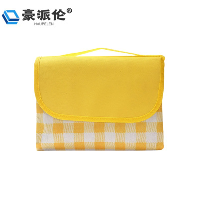 豪派伦野餐垫黄白张