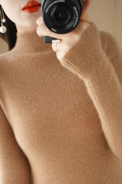 秋冬新款针织打底衫女半高领非羊毛短修身基础款上衣内搭毛衣