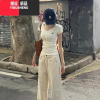 YIBUSHENG设计感小众正肩V领短袖T恤女美式辣妹短款高腰修身显瘦上衣