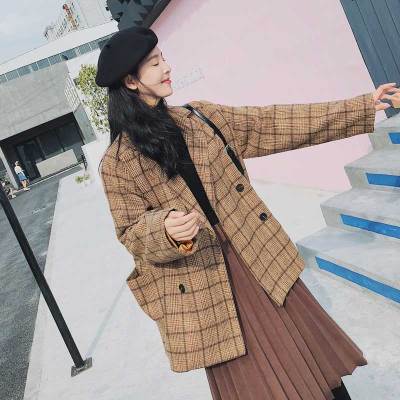 七斓短款呢子大衣女2020年流行新款韩版宽松小个子格子毛呢外套女毛呢外套